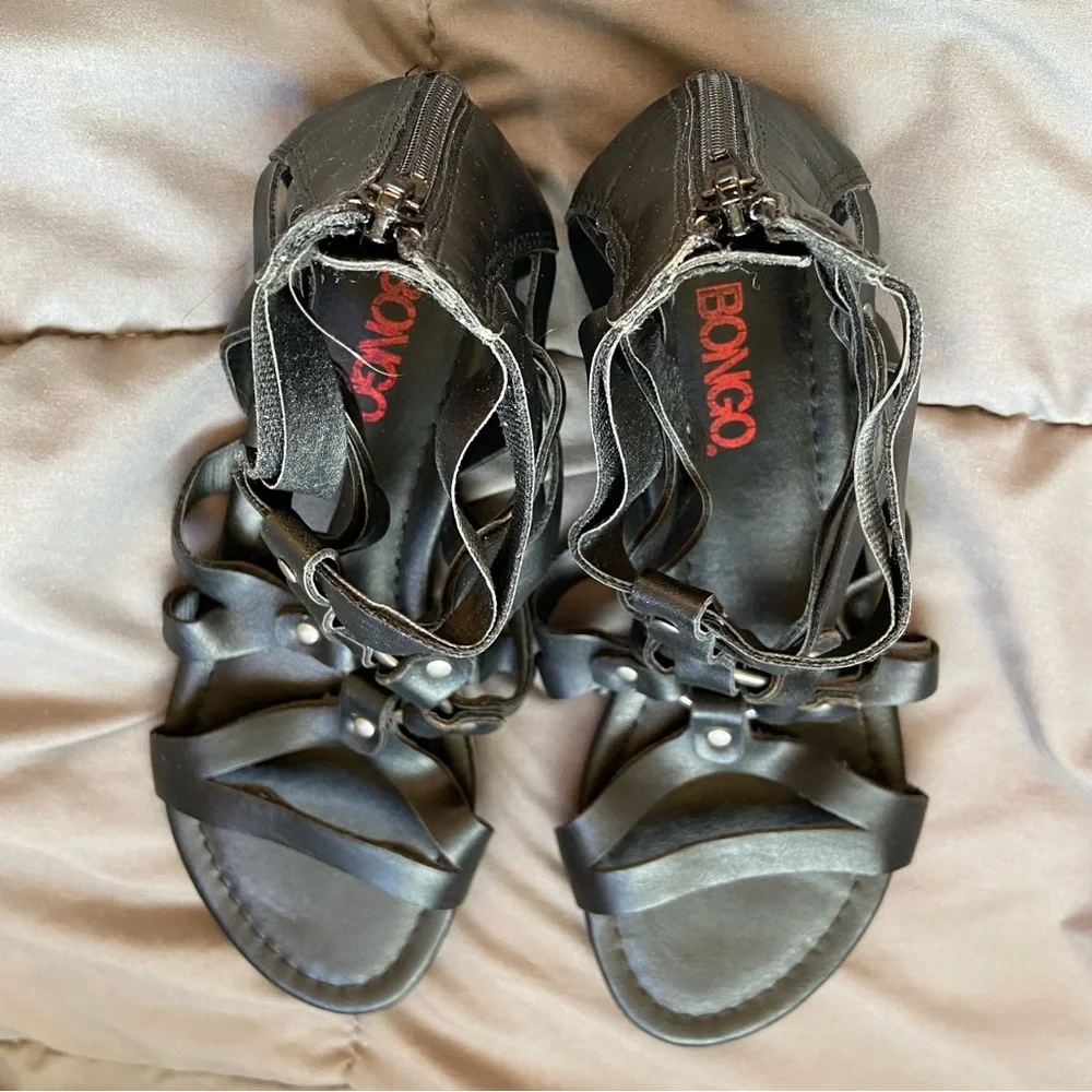 Bongo Gladiator Sandals - Picture 2 of 8